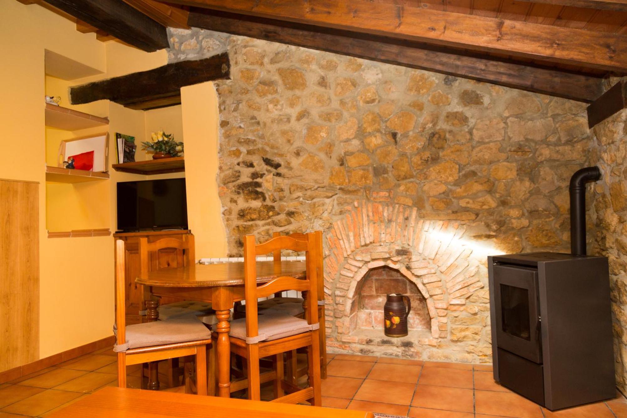 Viviendas Rurales Fuente Domingo Santillana del Mar Ngoại thất bức ảnh