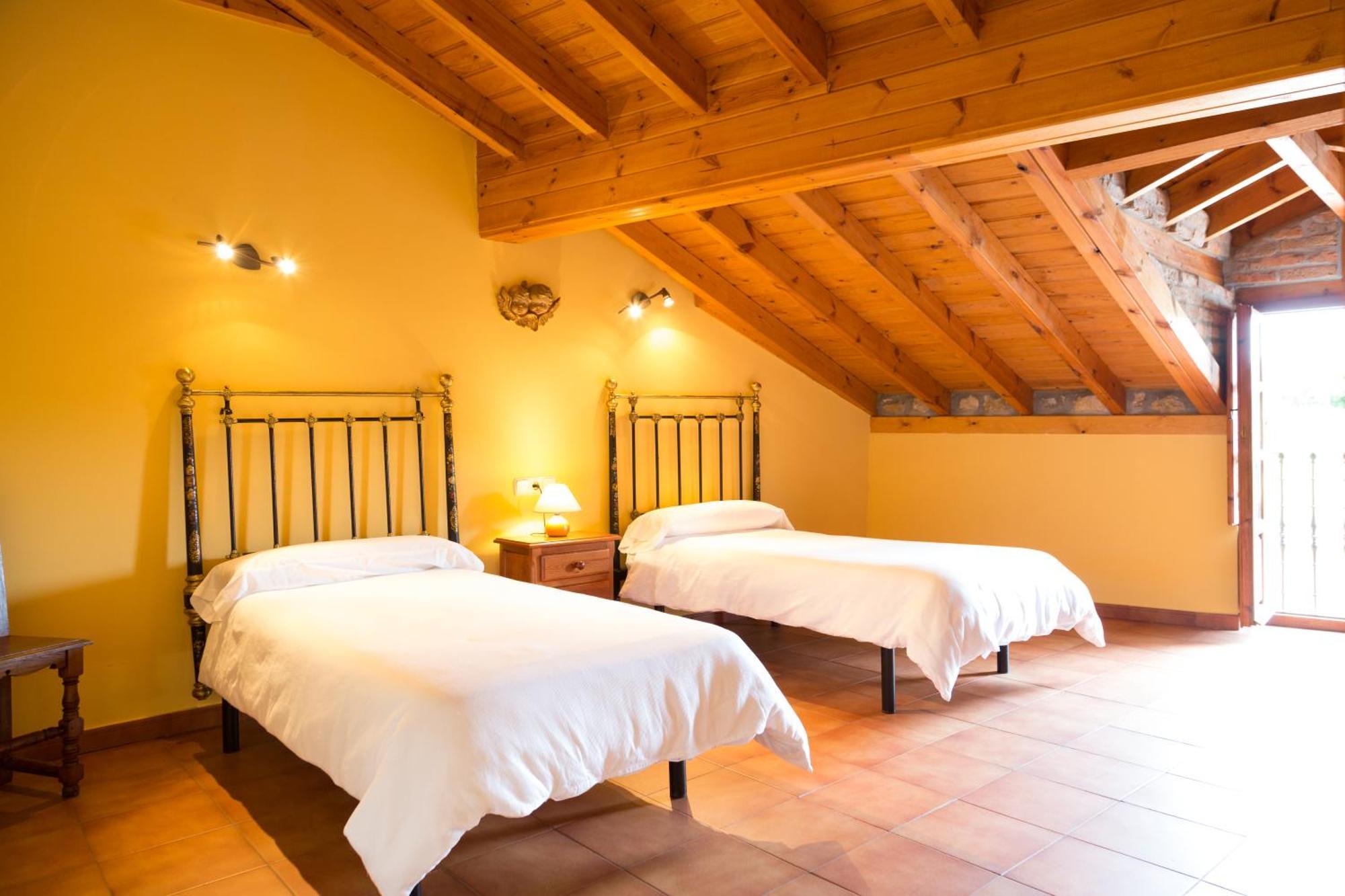 Viviendas Rurales Fuente Domingo Santillana del Mar Ngoại thất bức ảnh